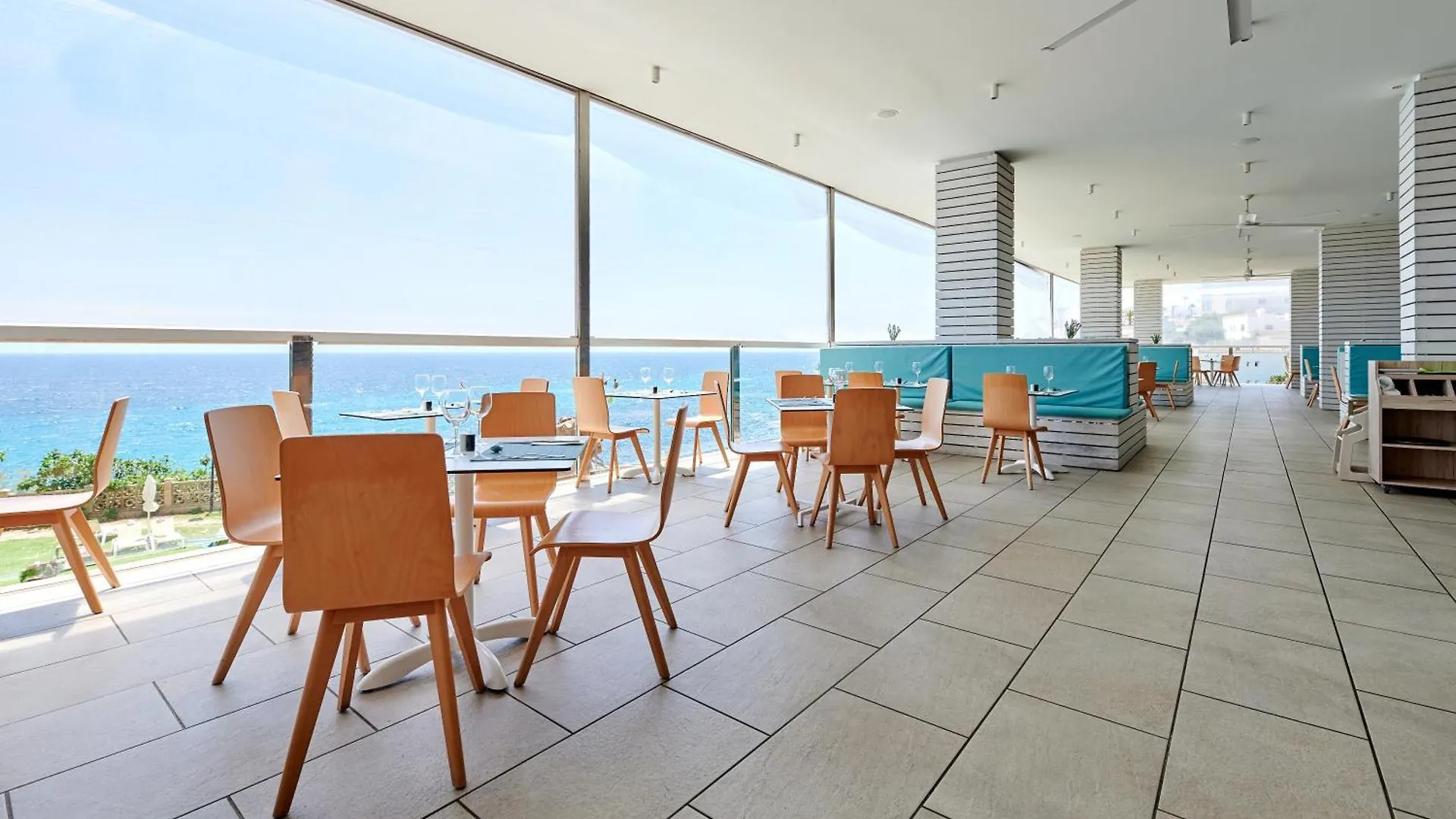 Alua Calas De Mallorca Resort 4*,